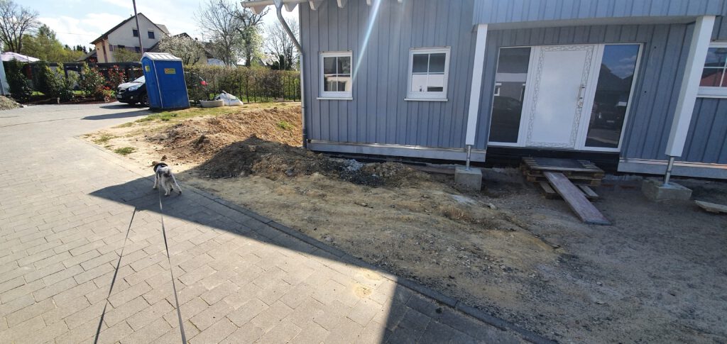 Neubau Außenanlage für ein Einfamilienhaus in Kirchberg